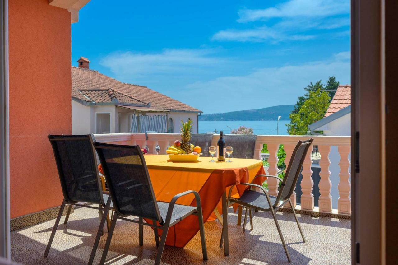 Apartments Tasija Тиват Экстерьер фото